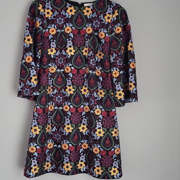 Alice + Olivia Coley Floral Embroidered Bell Sleeve Dress - Picture 7 of 12